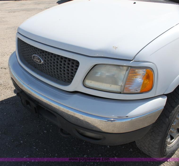 image for item G4158 2000 Ford F150 SuperCab pickup truck