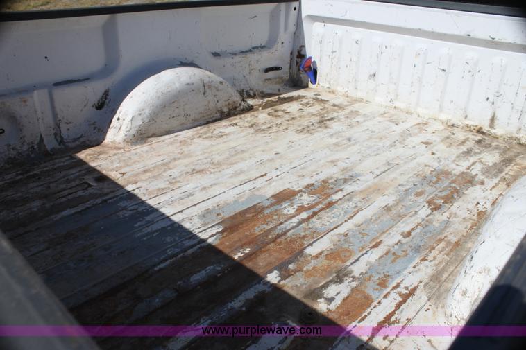 image for item G4158 2000 Ford F150 SuperCab pickup truck