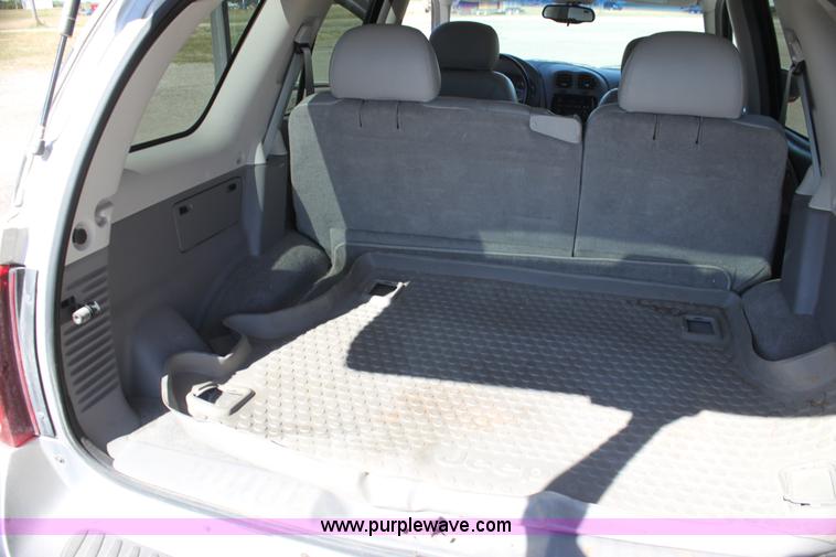 image for item G4159 2005 Buick Rainier CXL SUV