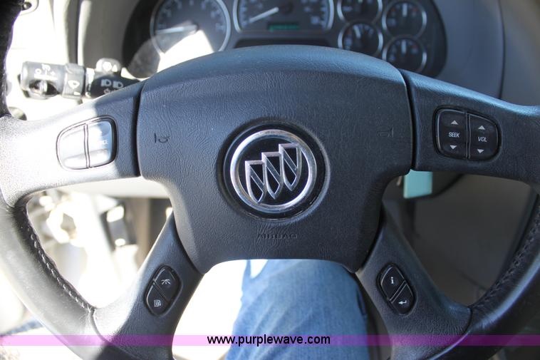 image for item G4159 2005 Buick Rainier CXL SUV