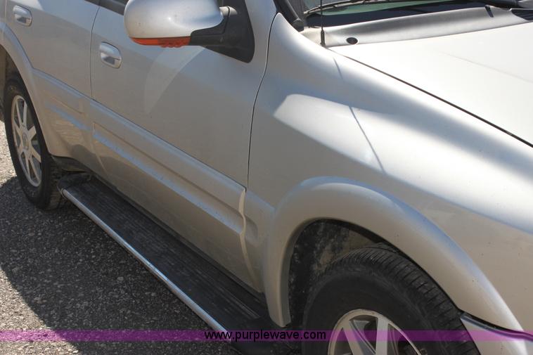 image for item G4159 2005 Buick Rainier CXL SUV