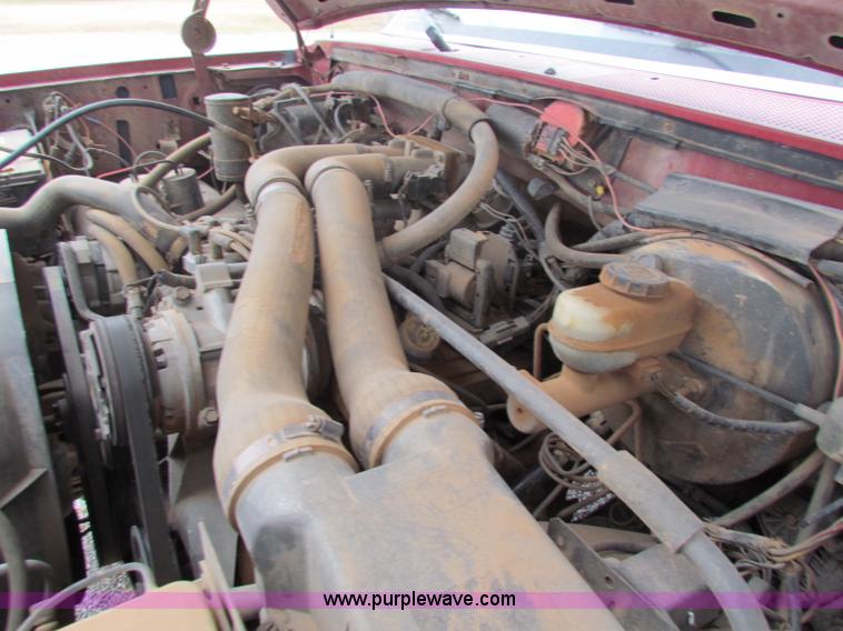 image for item G4335 1988 Ford F250 pickup truck