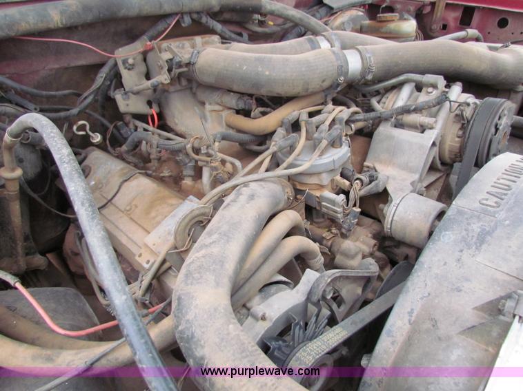 image for item G4335 1988 Ford F250 pickup truck