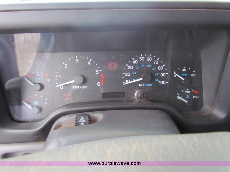 image for item G4338 1997 Jeep Wrangler Sport