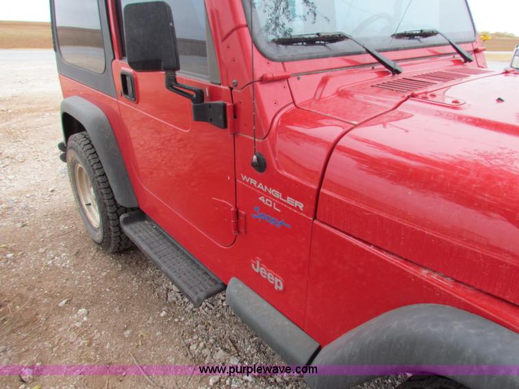 image for item G4338 1997 Jeep Wrangler Sport