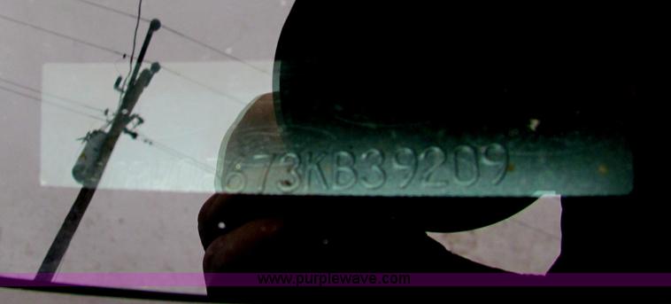 image for item G4339 2003 Ford F150 XLT pickup truck