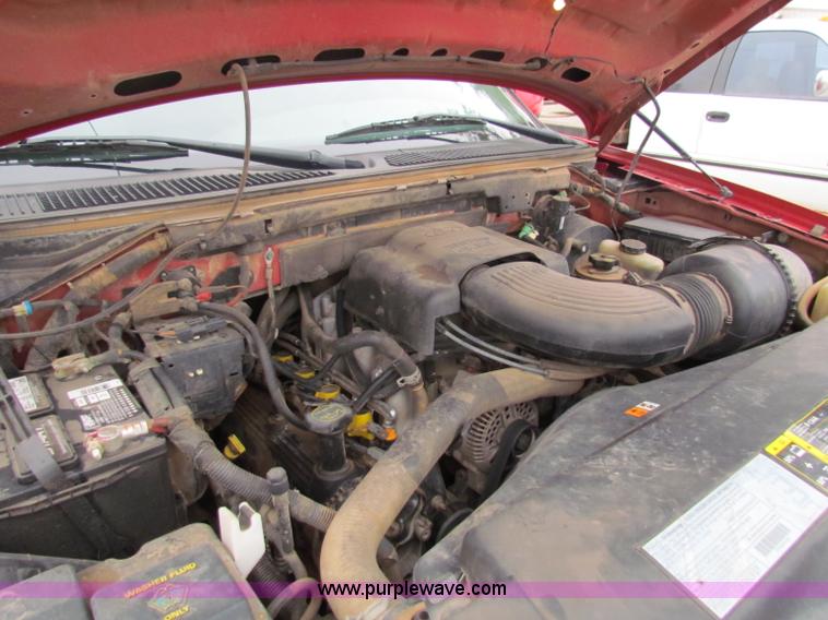 image for item G4339 2003 Ford F150 XLT pickup truck