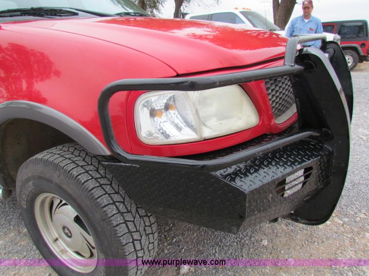 image for item G4339 2003 Ford F150 XLT pickup truck