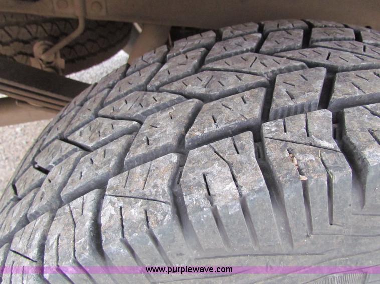 image for item G4339 2003 Ford F150 XLT pickup truck