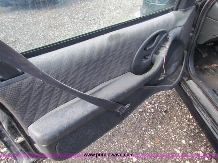 image for item G4341 1993 Pontiac Grand Am GT