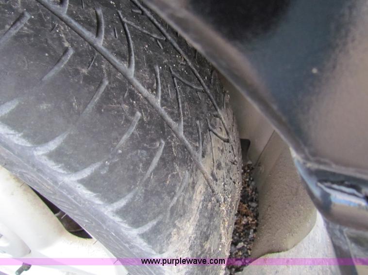 image for item G4341 1993 Pontiac Grand Am GT