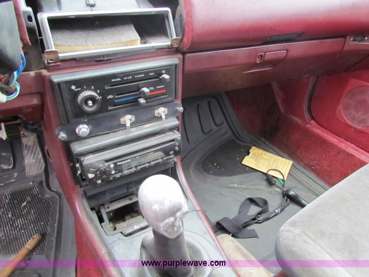 image for item G4349 1989 Ford Probe LX