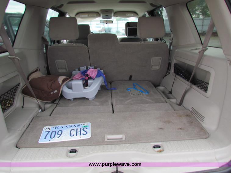 image for item G4351 2006 Ford Explorer XLT SUV