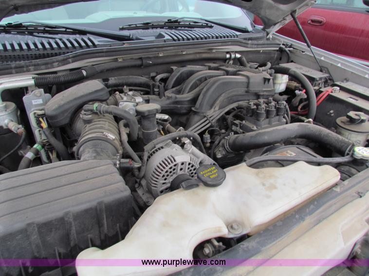 image for item G4351 2006 Ford Explorer XLT SUV