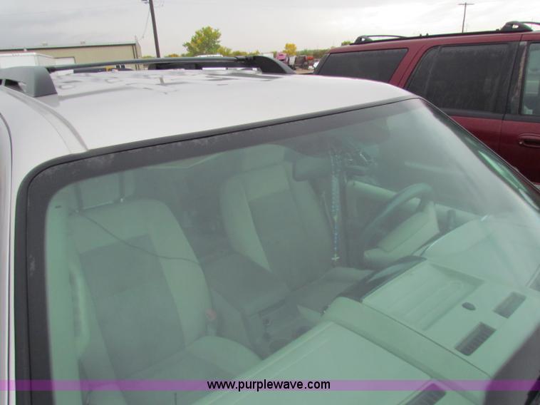 image for item G4351 2006 Ford Explorer XLT SUV