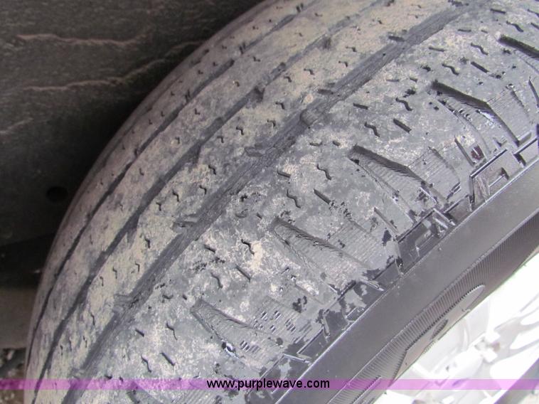 image for item G4351 2006 Ford Explorer XLT SUV