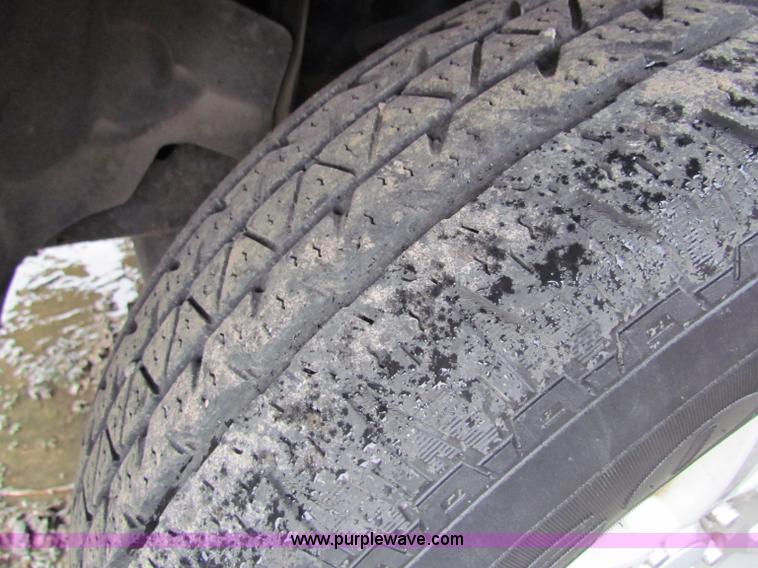 image for item G4351 2006 Ford Explorer XLT SUV