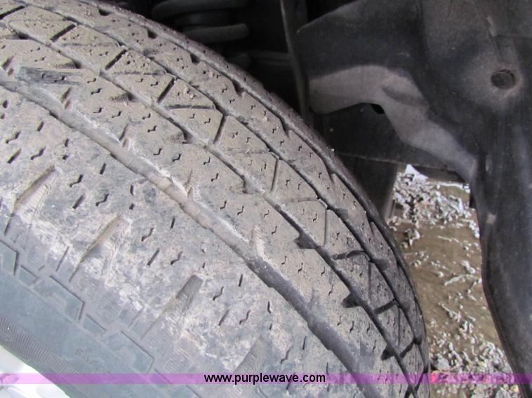 image for item G4351 2006 Ford Explorer XLT SUV