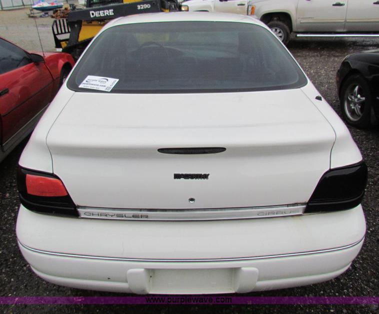 image for item G4353 2000 Chrysler Cirrus LXi
