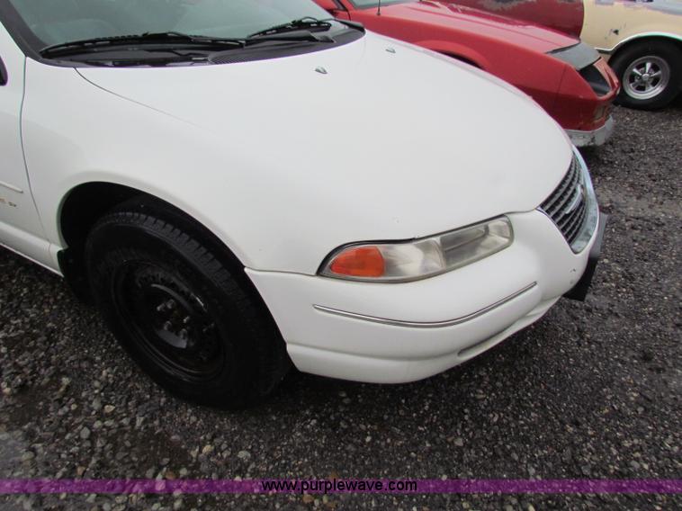 image for item G4353 2000 Chrysler Cirrus LXi