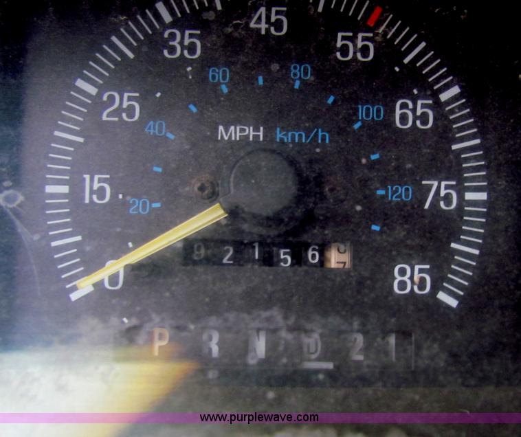 image for item G4356 1990 Ford F250 HD SuperCab pickup truck