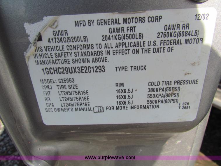 image for item G4365 2003 Chevrolet Silverado 2500HD Ext. Cab pickup truck