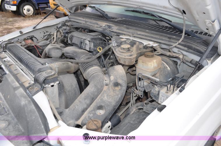 image for item G6175 2005 Ford F250 Super Duty XLT SuperCab pickup truck