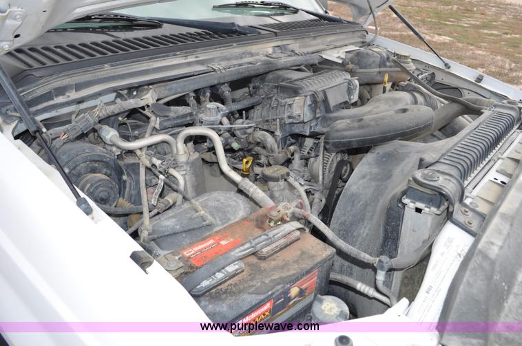 image for item G6175 2005 Ford F250 Super Duty XLT SuperCab pickup truck