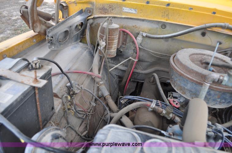 image for item G6178 1978 Ford B600 school bus