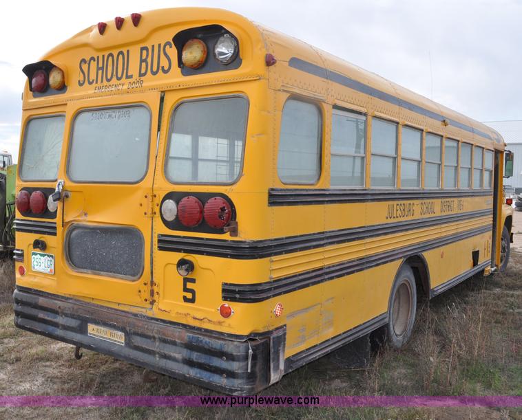 image for item G6178 1978 Ford B600 school bus