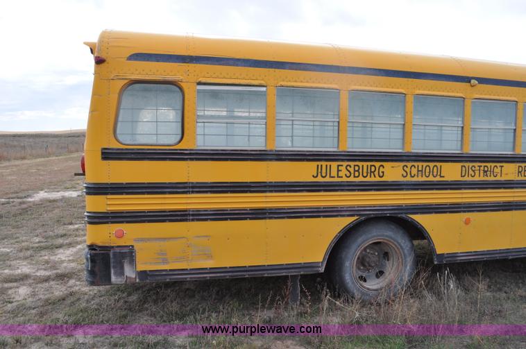 image for item G6178 1978 Ford B600 school bus