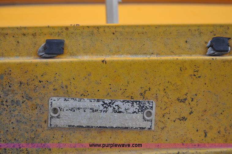 image for item G6178 1978 Ford B600 school bus