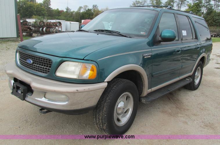 image for item G9404 1997 Ford Expedition Eddie Bauer SUV