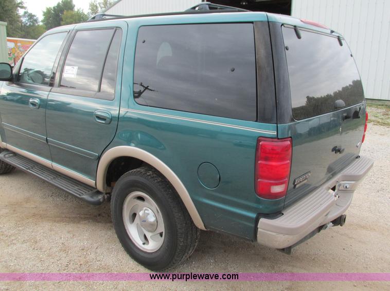 image for item G9404 1997 Ford Expedition Eddie Bauer SUV