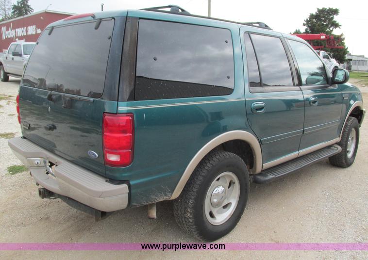 image for item G9404 1997 Ford Expedition Eddie Bauer SUV