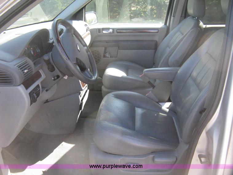 image for item H4482 2006 Ford Freestar Limited van