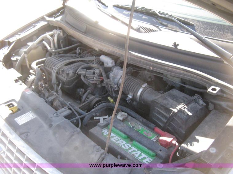 image for item H4482 2006 Ford Freestar Limited van