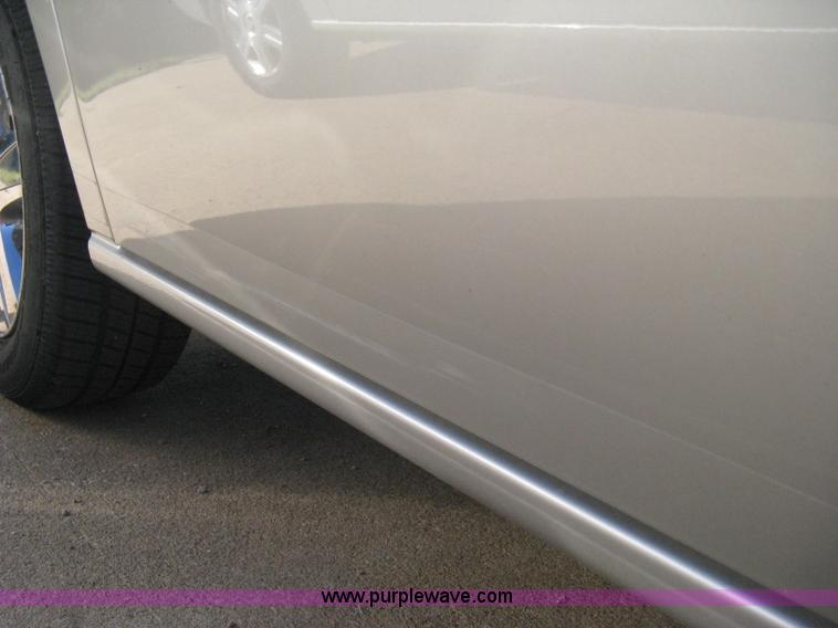 image for item H4482 2006 Ford Freestar Limited van