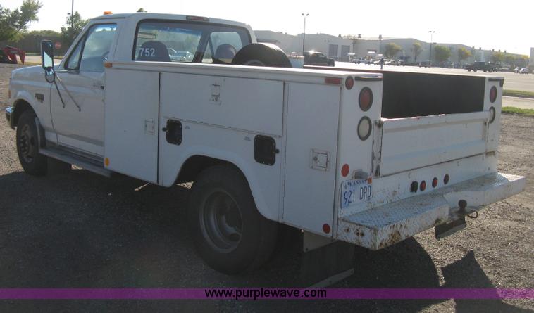 image for item H4490 1996 Ford F350 XLT utility truck