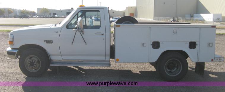 image for item H4490 1996 Ford F350 XLT utility truck