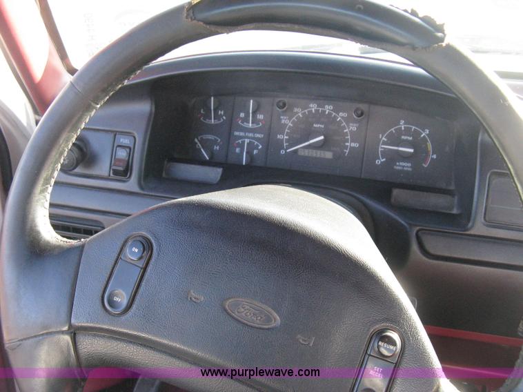 image for item H4490 1996 Ford F350 XLT utility truck