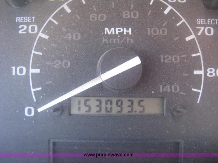 image for item H4490 1996 Ford F350 XLT utility truck