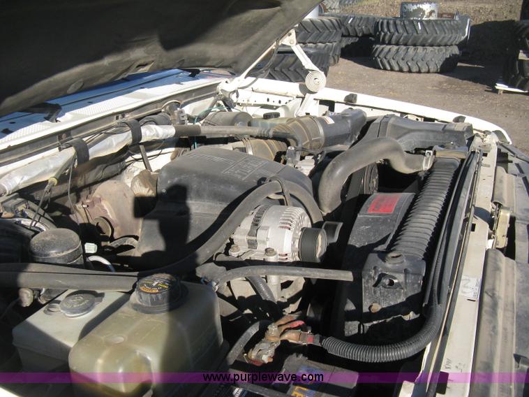 image for item H4490 1996 Ford F350 XLT utility truck