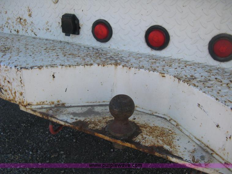 image for item H4490 1996 Ford F350 XLT utility truck