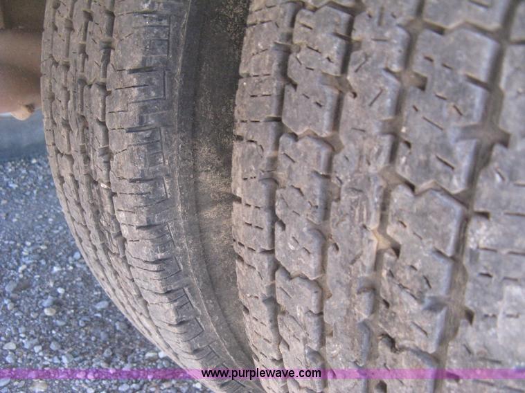 image for item H4490 1996 Ford F350 XLT utility truck