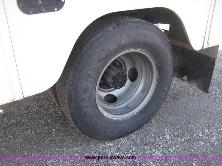 image for item H4490 1996 Ford F350 XLT utility truck