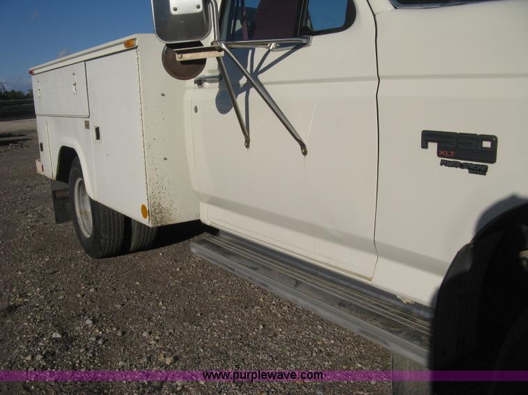 image for item H4490 1996 Ford F350 XLT utility truck