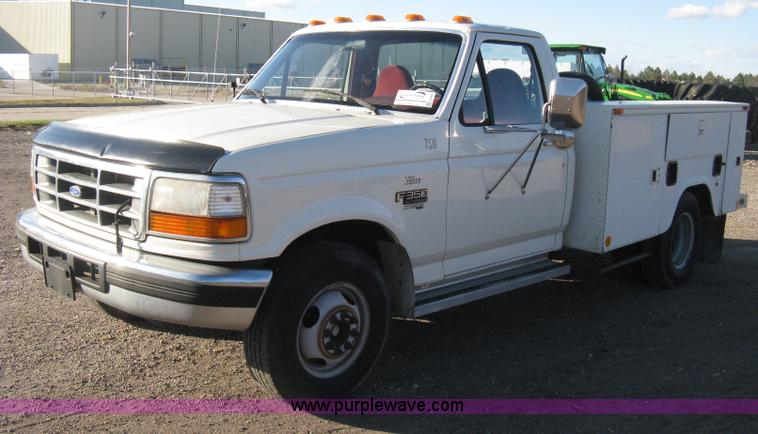 image for item H4491 1996 Ford F350 XLT utility truck