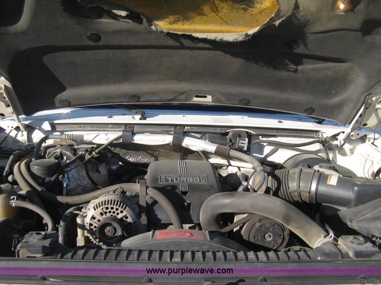 image for item H4491 1996 Ford F350 XLT utility truck