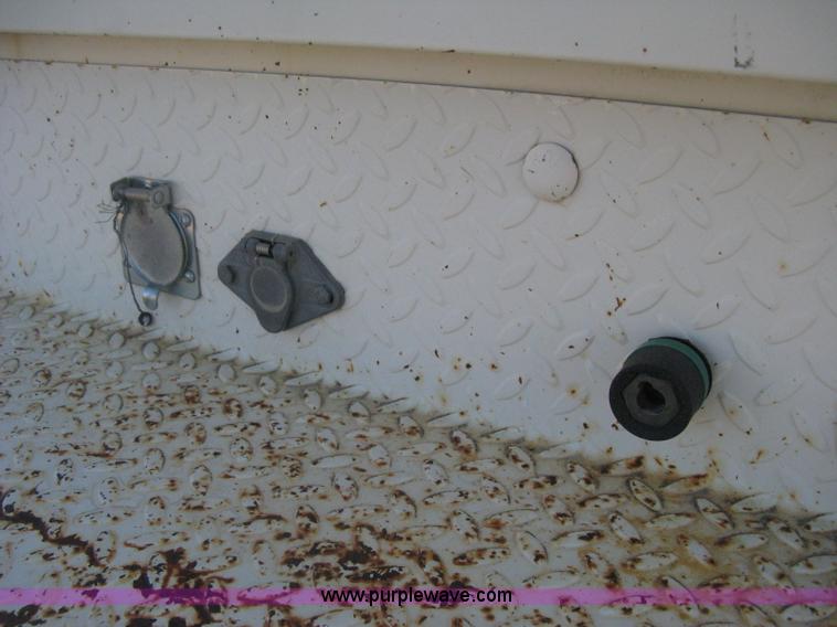 image for item H4491 1996 Ford F350 XLT utility truck